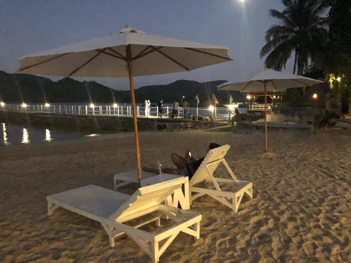 Pangulatan Beach Resort إل نيدو المظهر الخارجي الصورة