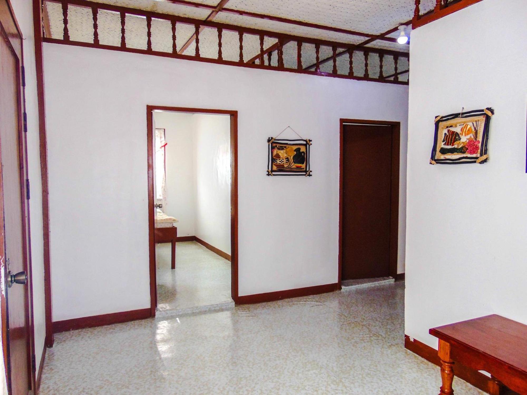 Pangulatan Beach Resort إل نيدو الغرفة الصورة
